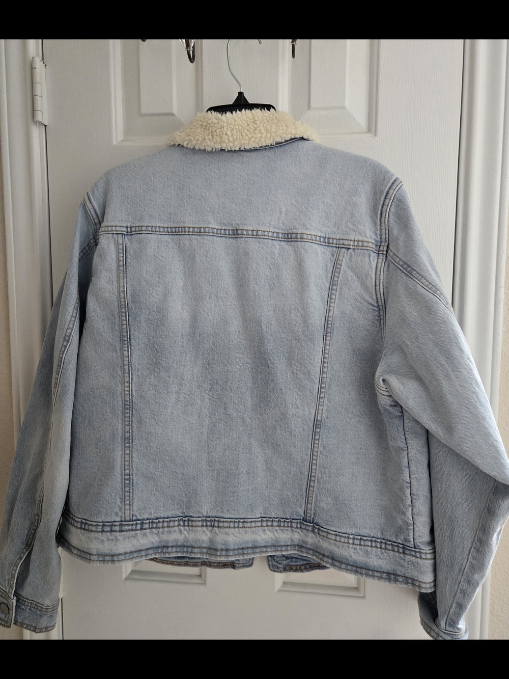Universal Thread Faux Sherpa Collar Lining Denim Jacket Blue Unisex XL EUC - Picture 8 of 13